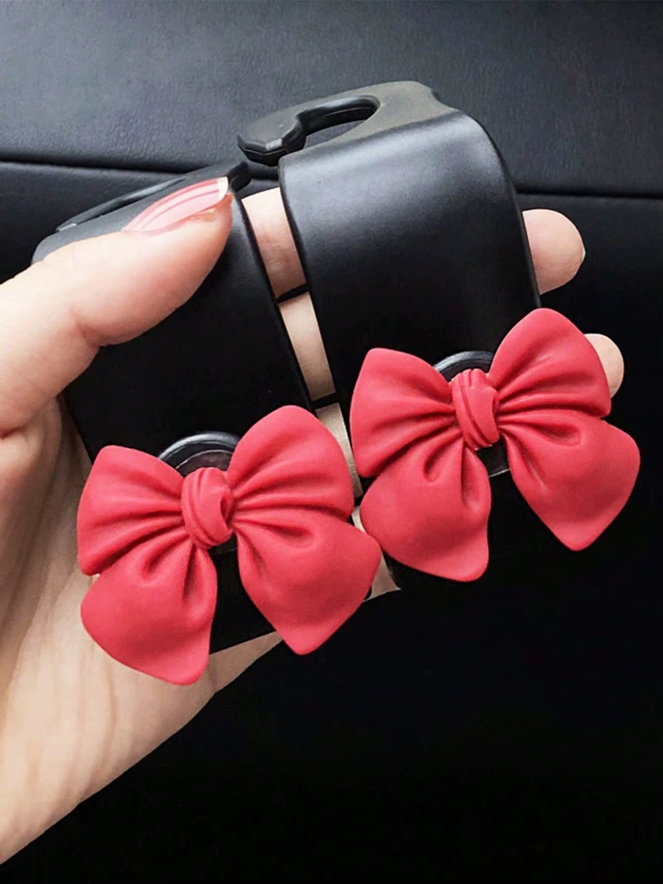 2Pcs Bow Shaped Car Rear Hook Creative Interior Car Hook Car Hook Car Hook Car Seat Back Storage